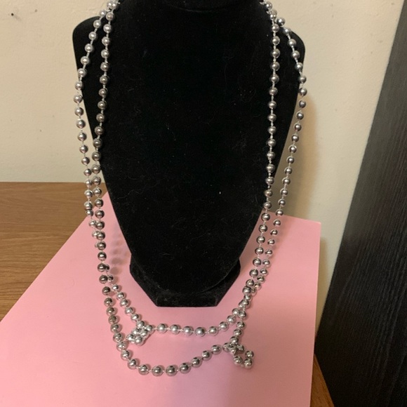 Two sets of beads silver and white - Picture 1 of 6